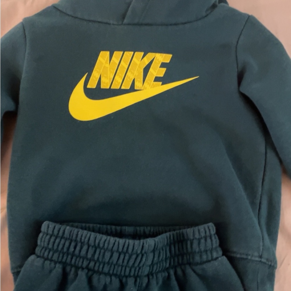 12 month Nike outfit sets
